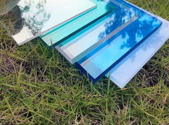 PC耐力板(聚碳酸酯板)和亞克力板(PMMA)的區別