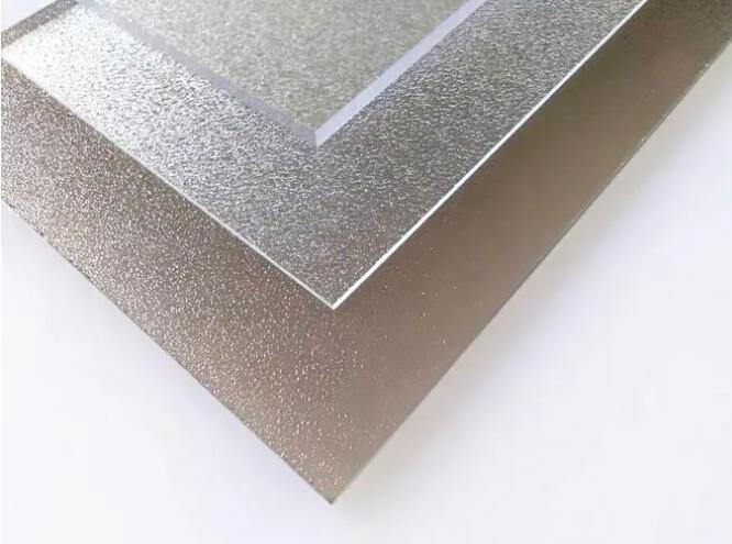 PC磨砂板怎么剪裁？