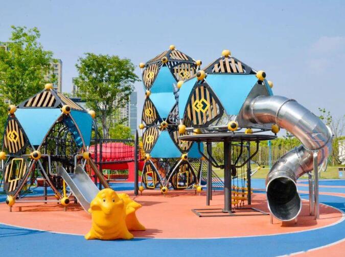 游樂場PC板走廊，PC板游樂設施裝飾