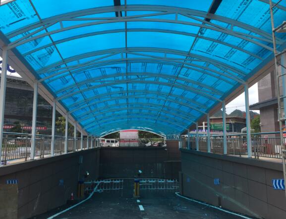 上海小區車庫出口藍色PC板