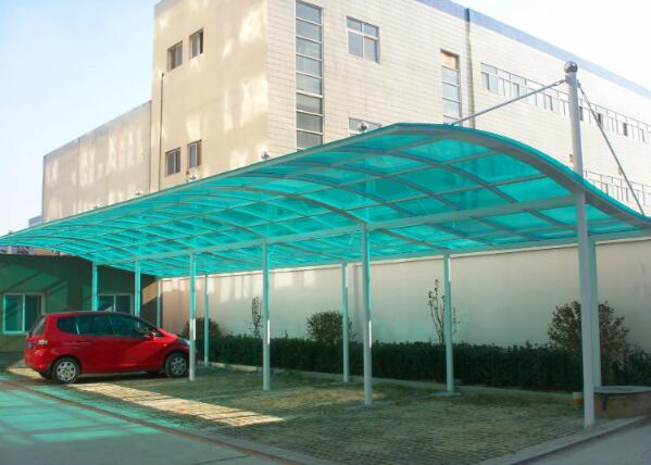 PC耐力板車棚雨棚多少錢一平方米？